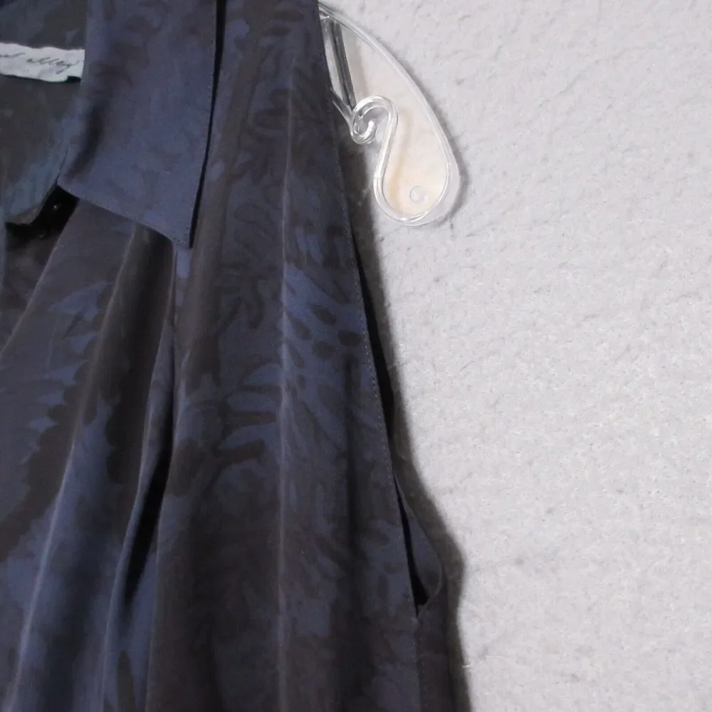 Raquel Allerga Top 1 or‎ Medium Silk Split Slv Contemporary Luxury Button